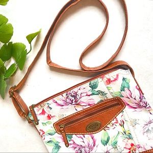 SOLD - Crossbody Purse | B.O.C. Born Concepts